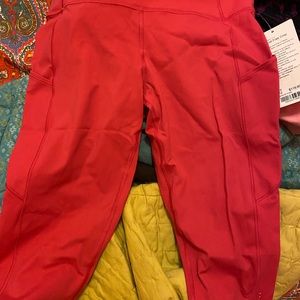 NWT lululemon fast and free crop size 12